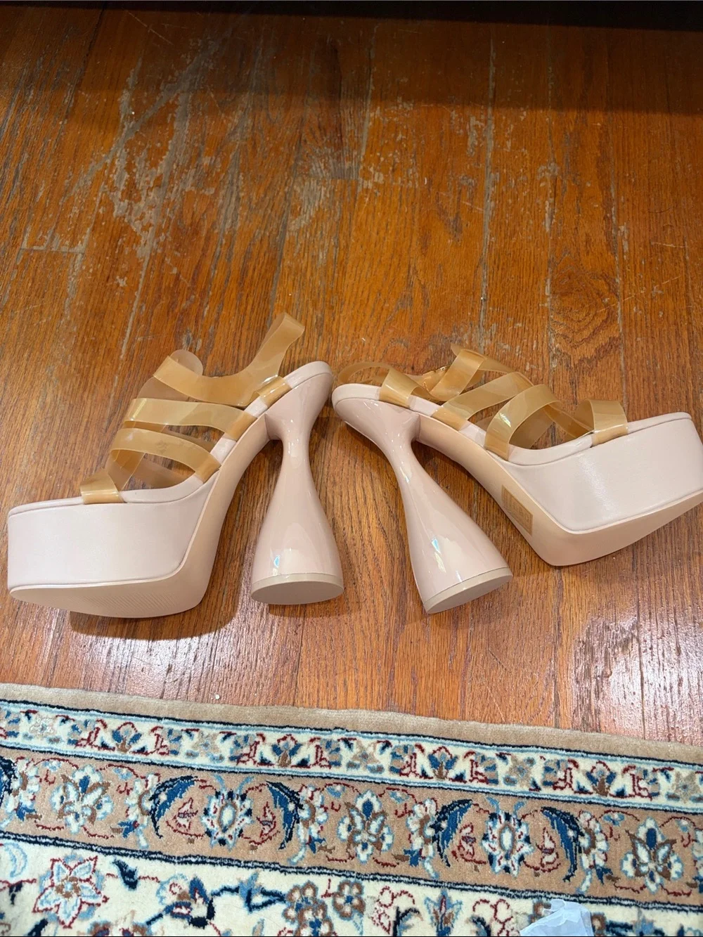 Women’s Strappy Jelly Sandals in Beige. Brand new